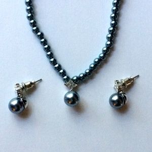 Necklace and Earrings Jewelry Set